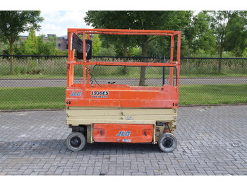 Nacelle ciseaux JLG