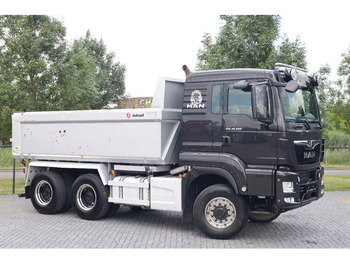 Camion benne MAN TGS 26.500 | 6X6 | HYDRODRIVE | RETARDER | BIG AXLES | EURO 6: photos 2 Camion benne MAN TGS 26.500 | 6X6 | HYDRODRIVE | RETARDER | BIG AXLES | EURO 6: photos 2