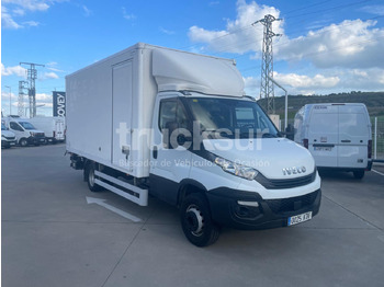 Camion fourgon IVECO
