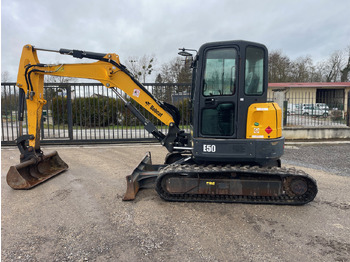Mini pelle BOBCAT E50