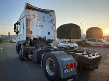 Tracteur routier Iveco Stralis 560: photos 2