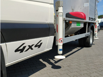 Iveco Volkswagen Crafter 4x4 Zwyżka 21m Palfinger P210BK JIP-Ogon udt en leasing occasion Iveco Volkswagen Crafter 4x4 Zwyżka 21m Palfinger P210BK JIP-Ogon udt: photos 4