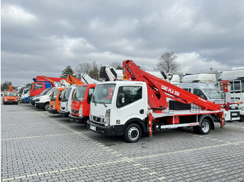 Camion avec nacelle NISSAN