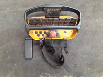 Grue auxiliaire EFFER