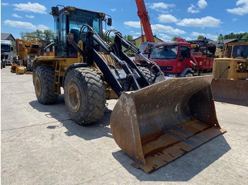 Chargeuse sur pneus Cat IT 28 G: photos 2 Chargeuse sur pneus Cat IT 28 G: photos 2