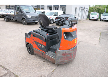 Chariot tracteur LINDE P60