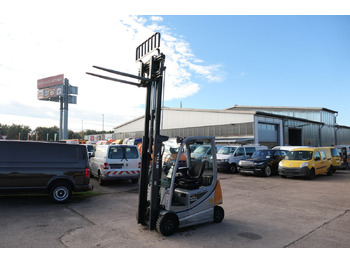 Chariot élévateur électrique STILL RX20