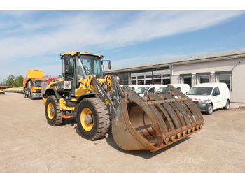 Chargeuse sur pneus VOLVO L45H
