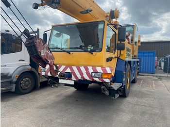 Grue mobile LIEBHERR LTM 1040-2.1