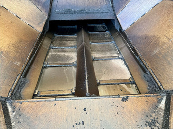 Finisseur Vogele Super 1800-3i: photos 4 Finisseur Vogele Super 1800-3i: photos 4