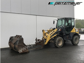 Chargeuse sur pneus KOMATSU WA80