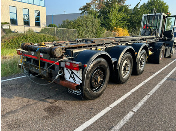 Semi-remorque porte-conteneur/ Caisse mobile Diversen Cable system 90 tipping / disc brakes bpw / lifting axle / remote control: photos 3 Semi-remorque porte-conteneur/ Caisse mobile Diversen Cable system 90 tipping / disc brakes bpw / lifting axle / remote control: photos 3