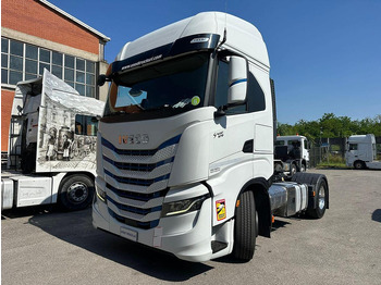Tracteur routier IVECO S-WAY