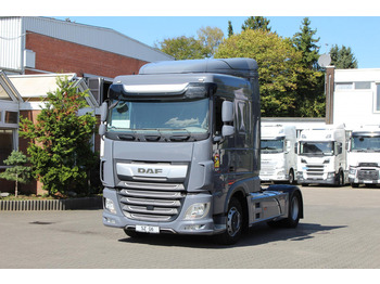 Tracteur routier DAF XF 530