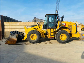 Chargeuse sur pneus CATERPILLAR 950GC
