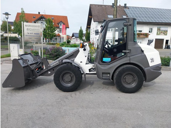 Valet de ferme CATERPILLAR