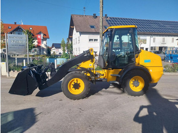 Chargeuse sur pneus JCB 409: photos 3