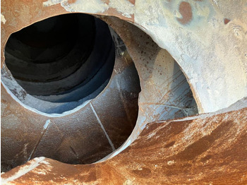 Camion MERCEDES-BENZ Arocs 3236 8x4 Betonmischer Deutsch Top AP Achsen: photos 3