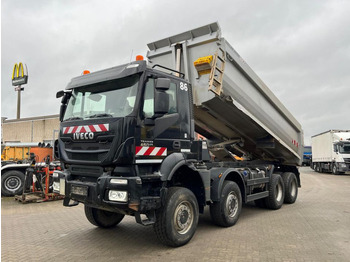 Tombereau IVECO Magirus