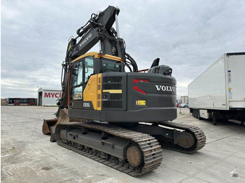 Pelle sur chenille Volvo ECR235EL: photos 2