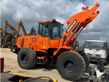 Chargeuse sur pneus Doosan DL250
