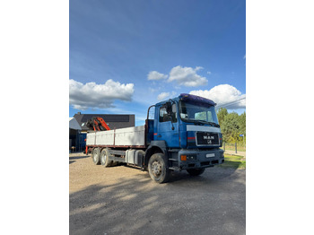 Camion plateau MAN 26.403