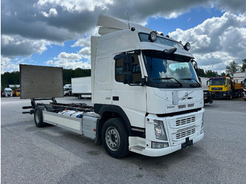 Châssis cabine VOLVO FM 330