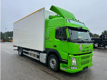 Camion fourgon VOLVO FM 330