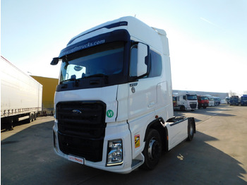 Tracteur routier FORD