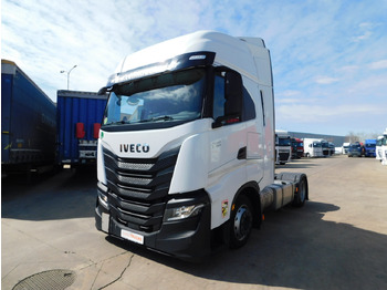 Tracteur routier IVECO