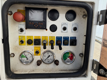 Mercedes-Benz Actros 2541 L 6x2 Actros 2541 L 6x2, Müller Saug-/Spülwagen ca. 12m³, Widi-Platte, Lift-/Lenkachse en leasing occasion Mercedes-Benz Actros 2541 L 6x2 Actros 2541 L 6x2, Müller Saug-/Spülwagen ca. 12m³, Widi-Platte, Lift-/Lenkachse: photos 3