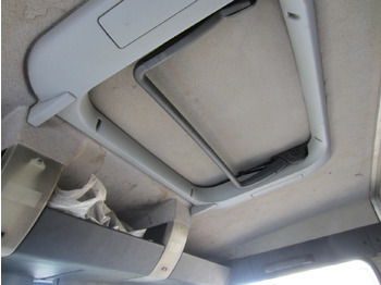 Camion grue MAN - H17/2843 6x2: photos 4 Camion grue MAN - H17/2843 6x2: photos 4