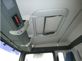 Camion grue, Camion plateau MAN TGA 18.360 4x2 TGA 18.360 4x2, Baustoff, Kran ATLAS 125.1: photos 4 Camion grue, Camion plateau MAN TGA 18.360 4x2 TGA 18.360 4x2, Baustoff, Kran ATLAS 125.1: photos 4