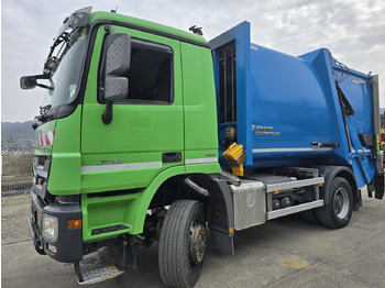 Benne à ordures ménagères MERCEDES-BENZ Actros 2032