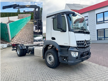 Camion grue MERCEDES-BENZ Arocs 1840