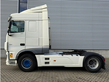 Tracteur routier DAF XF 480 SC / 2 Tanks / 2 Beds / Refrigerator: photos 5 Tracteur routier DAF XF 480 SC / 2 Tanks / 2 Beds / Refrigerator: photos 5