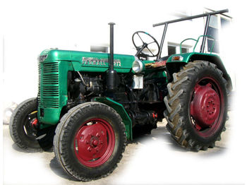 Tracteur agricole IHC IHC DED-3 / D212 mit Papieren und Hydraulik