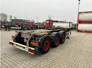Semi-remorque porte-conteneur/ Caisse mobile Burg 20FT ADR (EX/II, EX/III, FL, AT) Chassis, Empty weight : 3.690kg, SAF INTRADISC, 2x Liftaxle, NL-chassis, APK/ADR: 06-2025: photos 4