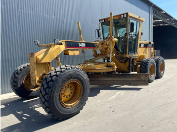 Niveleuse CATERPILLAR 140H