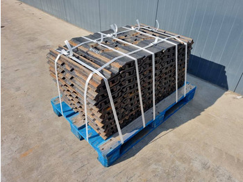 Frame/ Châssis CATERPILLAR