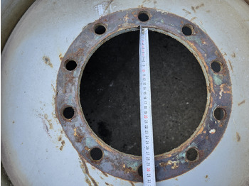 Roue complète pour Machine agricole Felga do kombajnu / sieczkarni: photos 5