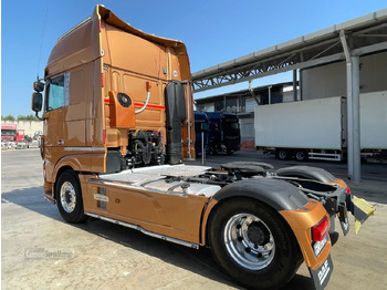 Tracteur routier DAF XF530: photos 4