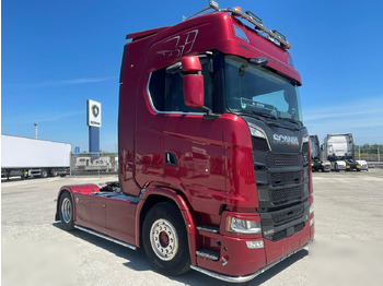 Tracteur routier SCANIA S 520