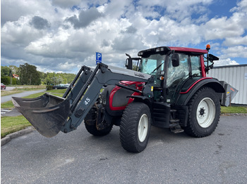 Tracteur agricole VALTRA N92