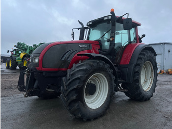 Tracteur agricole VALTRA T202