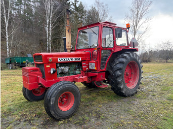Tracteur agricole VOLVO