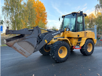Chargeuse sur pneus VOLVO L30G