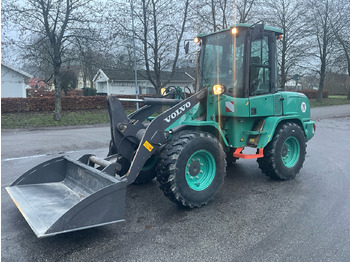 Chargeuse sur pneus VOLVO L30G