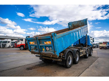 Scania P380 en leasing occasion Scania P380: photos 4 Scania P380 en leasing occasion Scania P380: photos 4