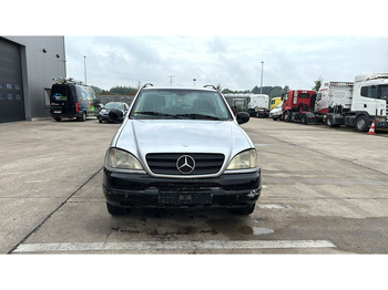 SUV Mercedes-Benz M-Klasse ML 270 CDI: photos 2